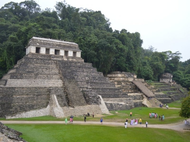 Descubra as mais fascinantes curiosidades sobre o México, um país de rica cultura, história intrigante e tradições surpreendentes. Acesse e explore!